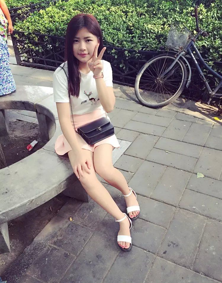 昵称被和谐55663的主播照片