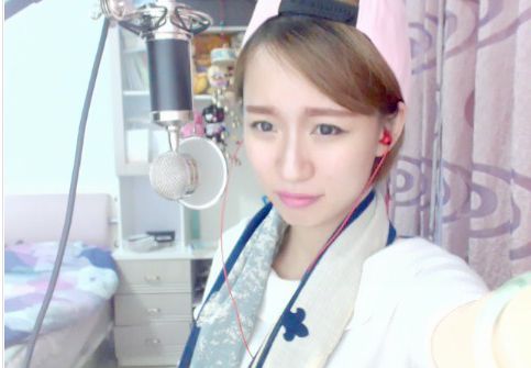 ╰❥丶谁在爱你﹍☂的图片