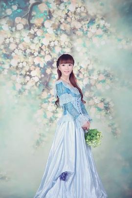 小兜兜xin主播照片