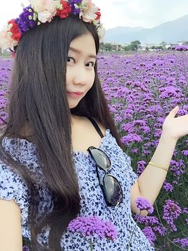 嘚瑟💗主播照片