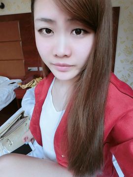 .奕露西￥唱歌.主播照片