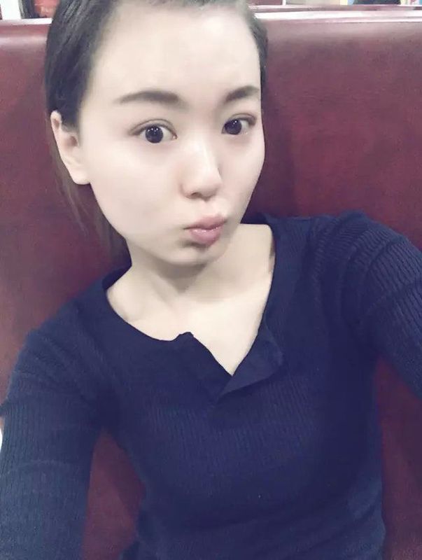 小小😘😘原点的主播海报