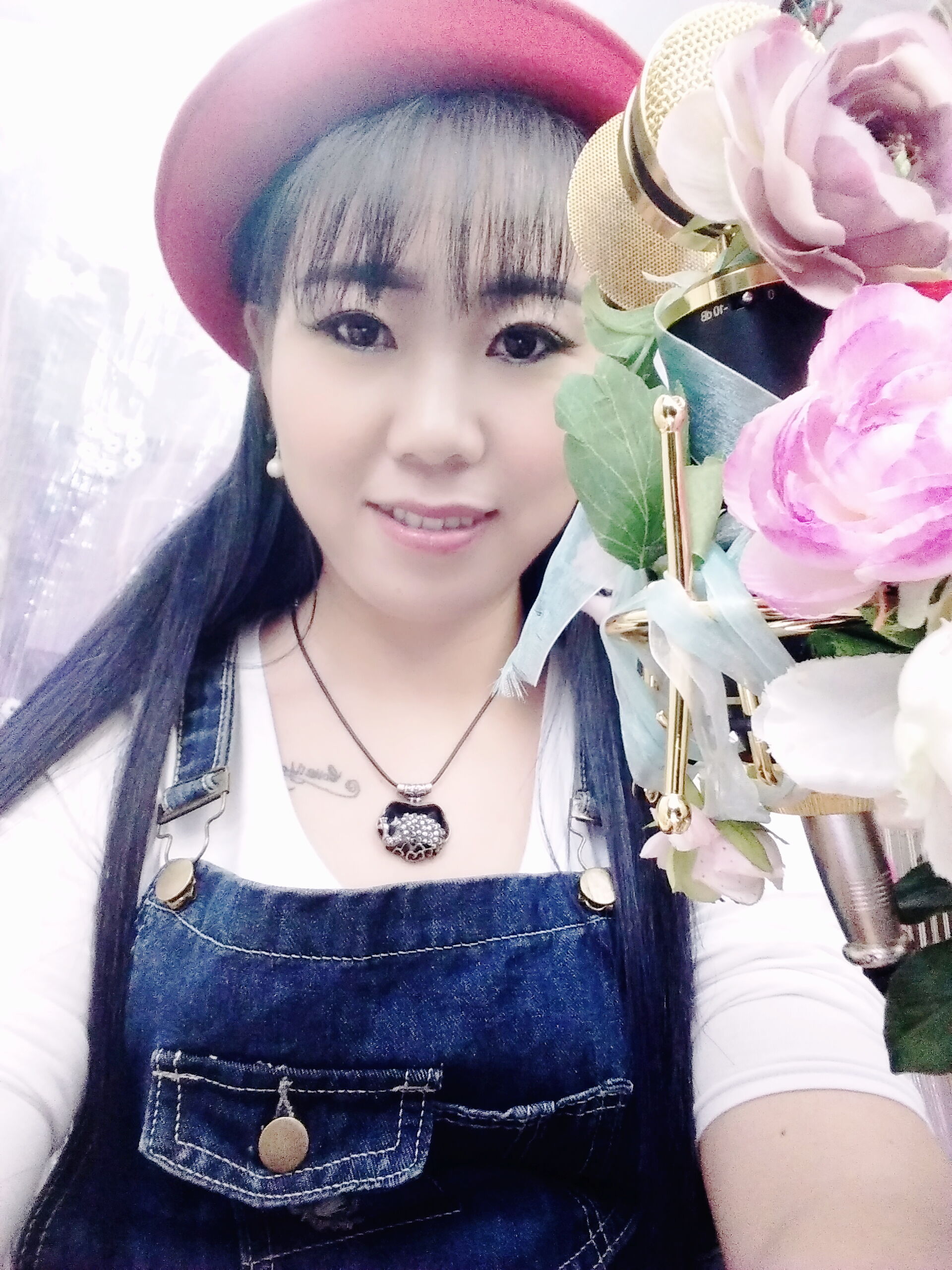 怜梦馨儿主播照片