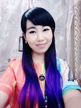 怜梦馨儿主播照片