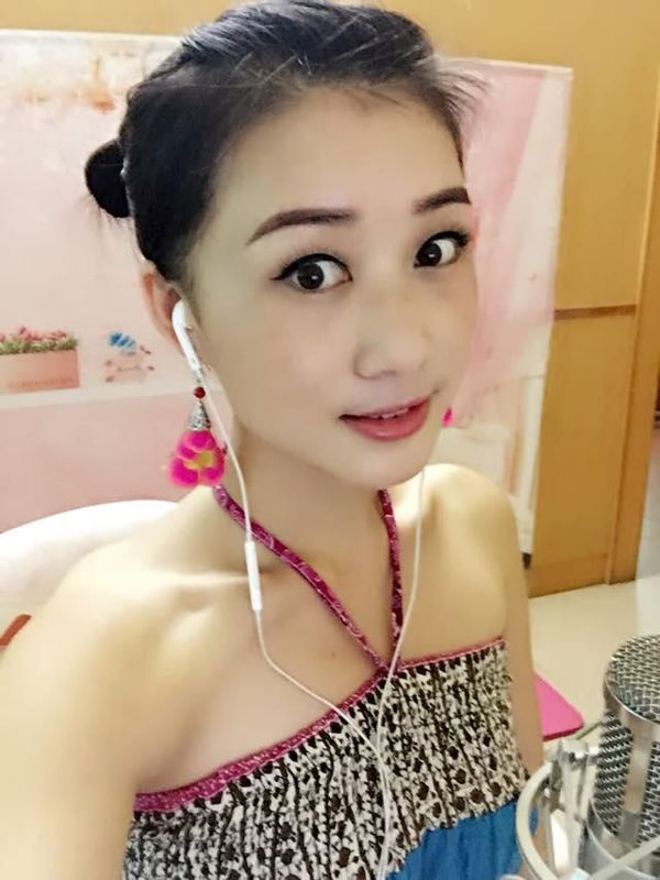 ❤ゞ英メ子ゞ❤的主播海报