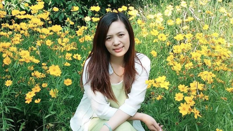 ╰子若。的主播海报
