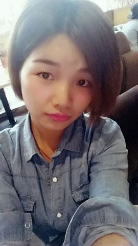 小熊噢耶主播照片