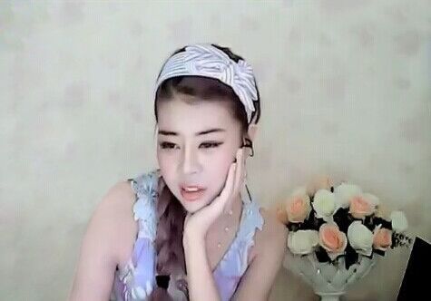 ♩♪呔妖精哪里走♫♬的主播照片