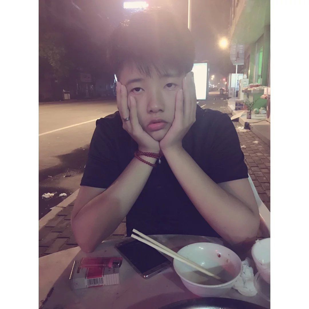 宇谦爸比的主播照片