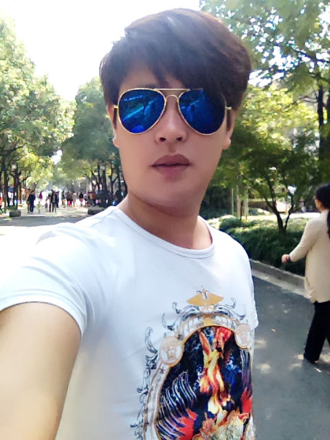 ╰⋛⋋高负帅⋌⋚╯的主播照片