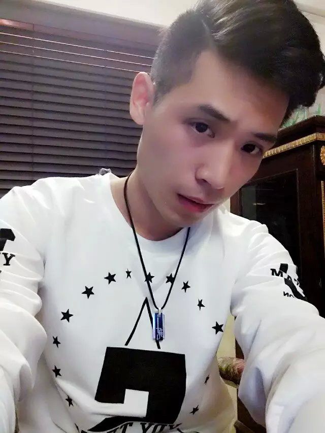 TAT╰暖男爱情歌的主播照片