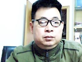 a雄哥主播照片