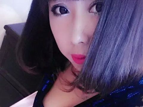 唯唯莫小熙海报