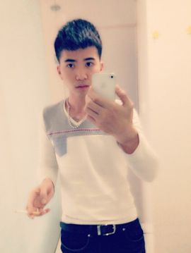 露宝的松哥主播照片