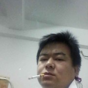 八零後農村人村海报
