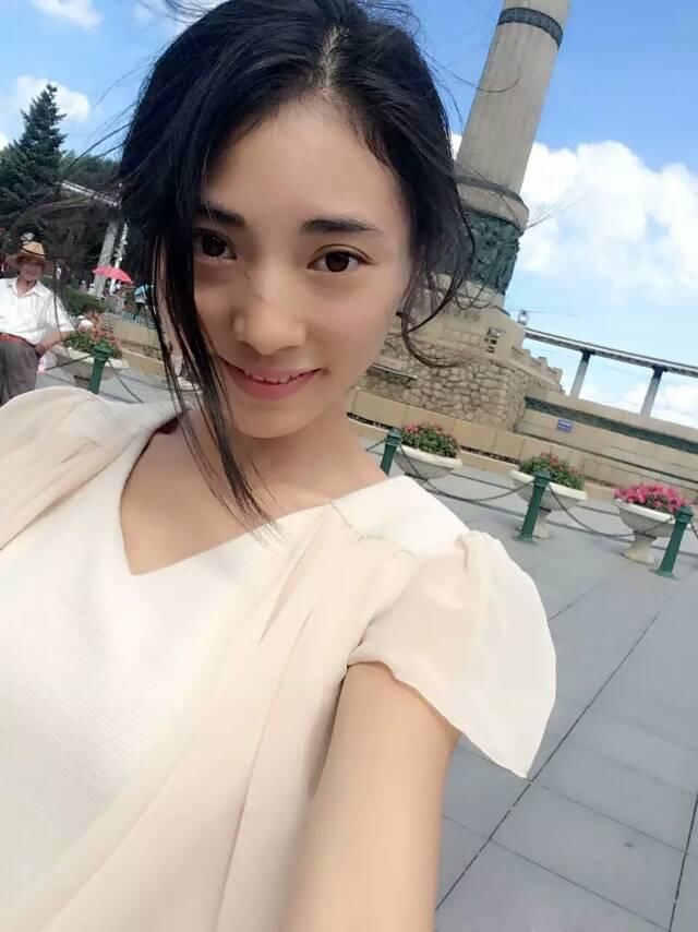 爱上这朵花~~的主播照片