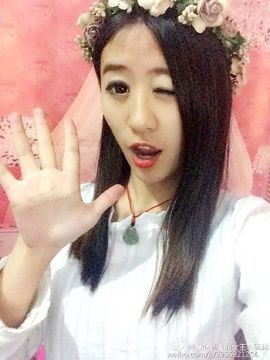 安小乔er主播照片