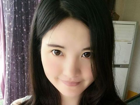悦❀小槑海报