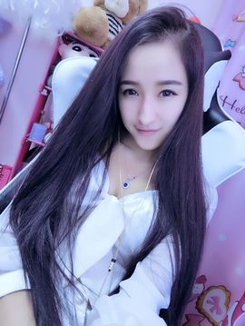 笑笑（爱是回忆美好）主播照片