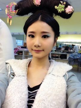 杨老师Yxx主播照片