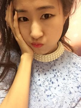 IDo岩小闹主播照片