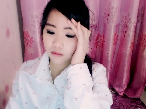 艾EE主播照片