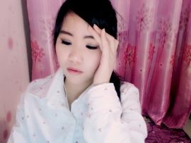 艾EE主播照片