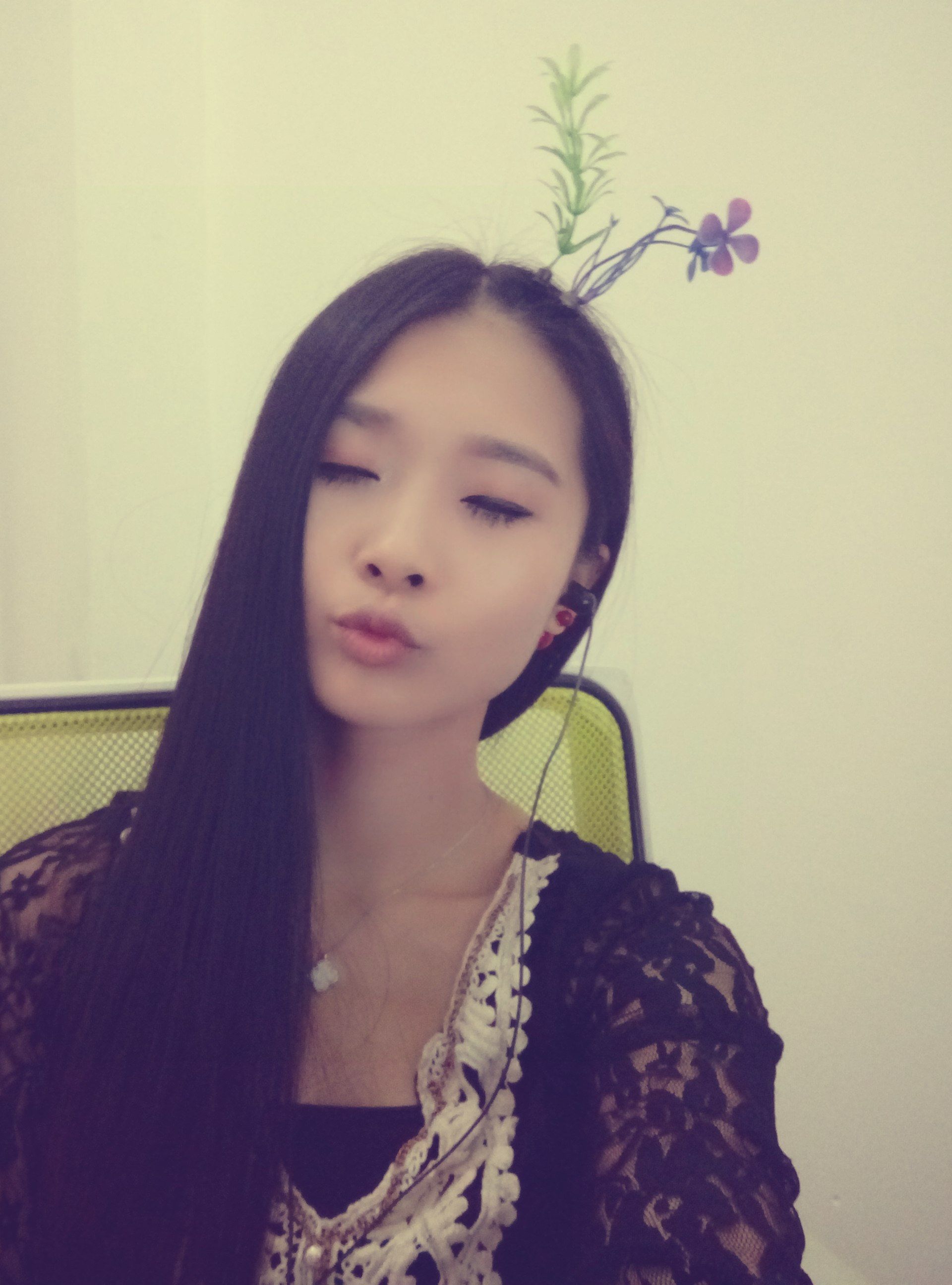 白宝是粤语歌天后的主播照片