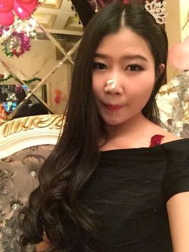 嘚瑟💗小辣妈主播照片