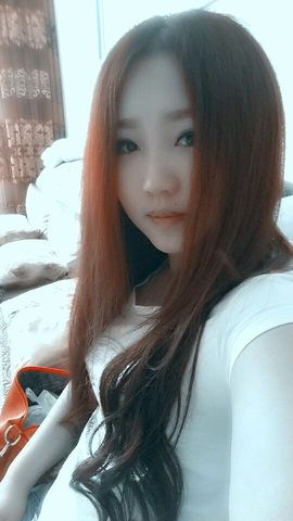 小天ㄨ主播照片