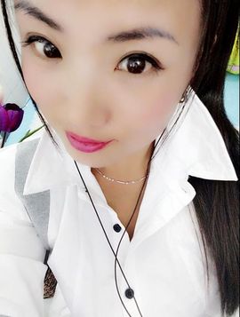 雪离儿主播照片