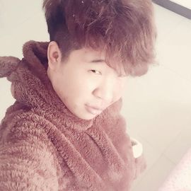幸福的一窝-熊主播照片