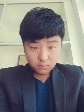 卡一Q主播照片
