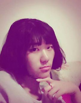 糖果甜腻腻主播照片