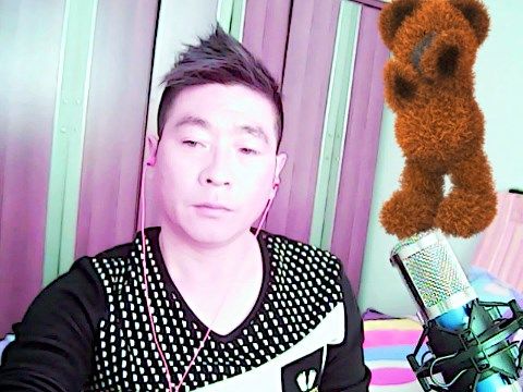 一块八的主播照片