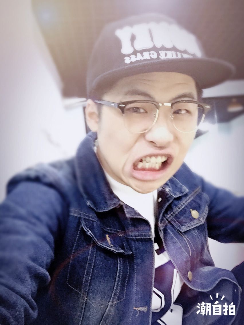舞乐天街舞的主播照片