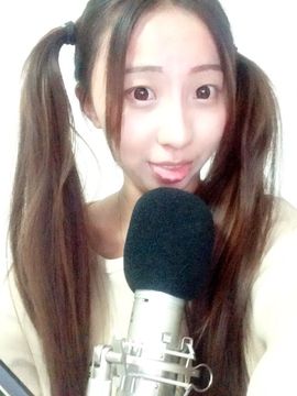 吃西瓜的九妹主播照片