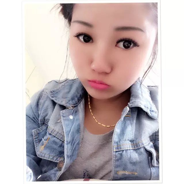 痴痴宝宝的主播海报