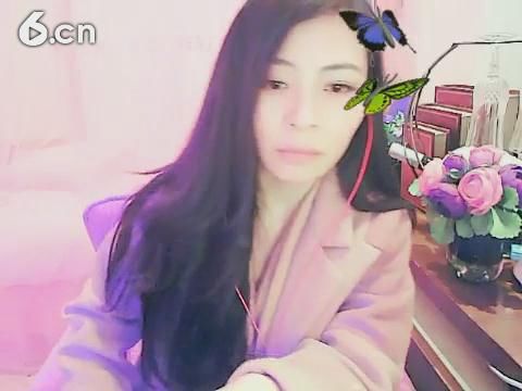 ♥♡灬唇印゛情钟初见的图片