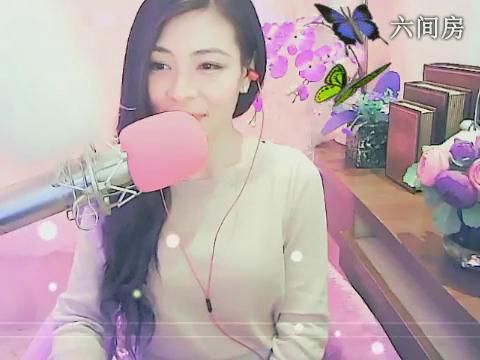 ♥♡灬唇印゛情钟初见的图片