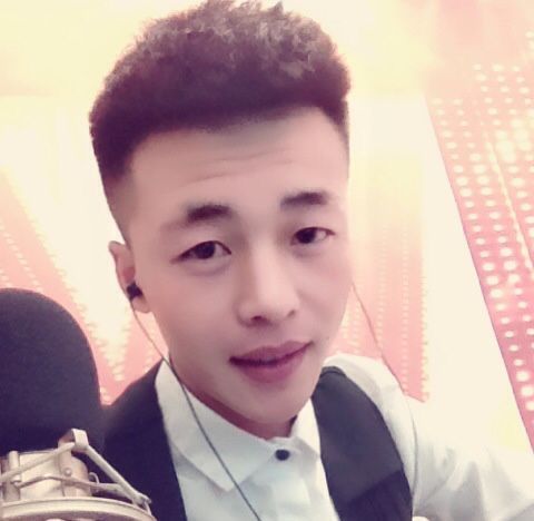 暴力小源的主播海报