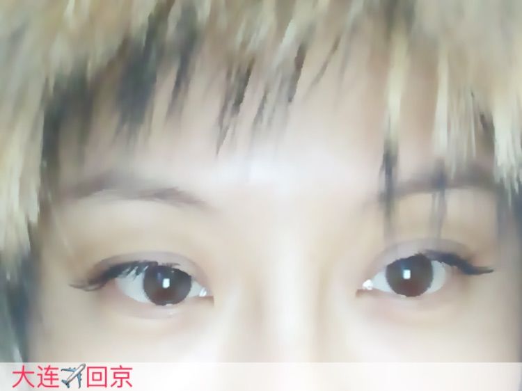 潇予777主播照片