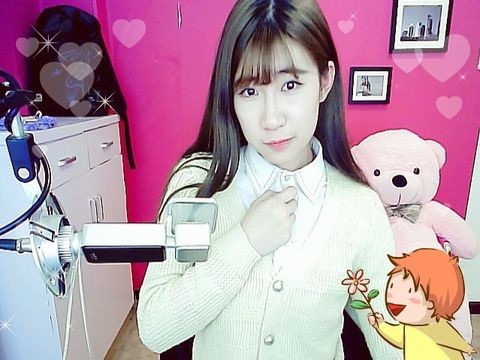 艾恩baby海报