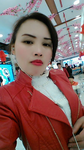国珍万人迷女神兰兰主播照片