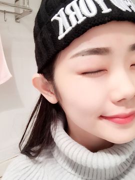 小可爱叶泡泡主播照片