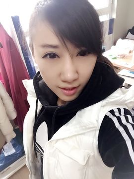 小7潮牌男装主播照片