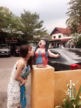 美女吃了么主播照片