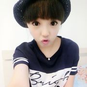 ☜★菠萝爱娃娃☞海报