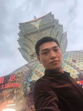 0左左右右0主播照片