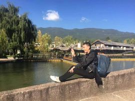 0左左右右0主播照片